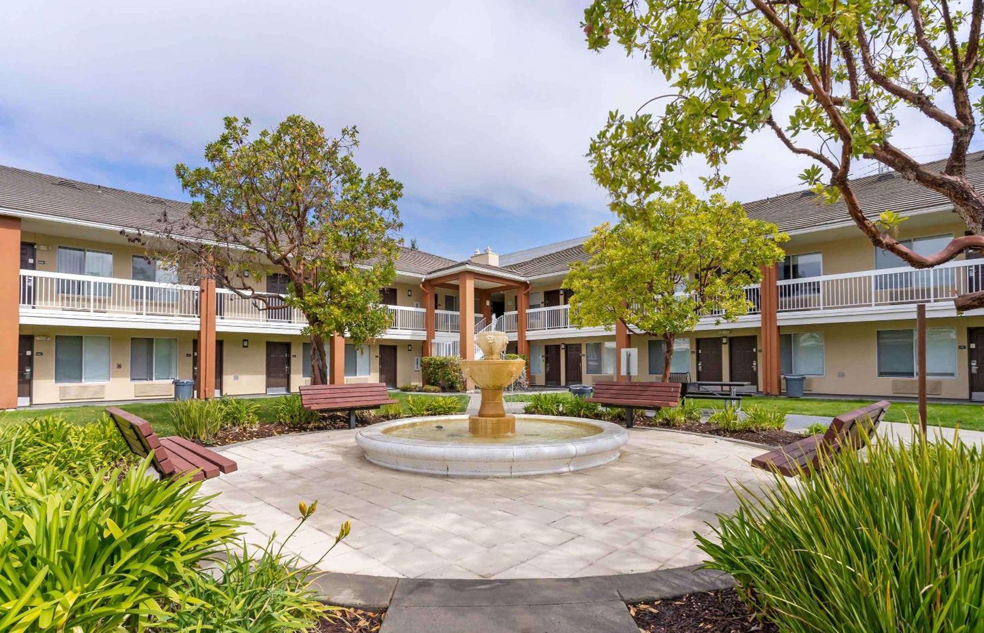 Extended Stay America Suites - San Francisco - San Mateo - Sfo Екстериор снимка